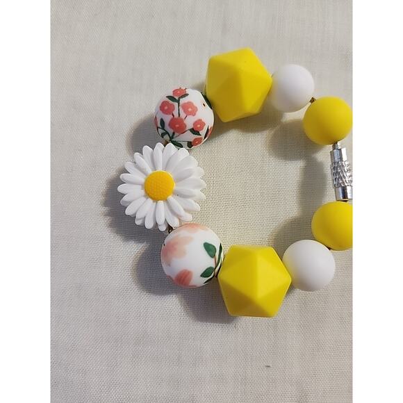 Bead Pen & Cup Charm Matching Combo Floral Daisies Yellow & White Silicone - Picture 3 of 5